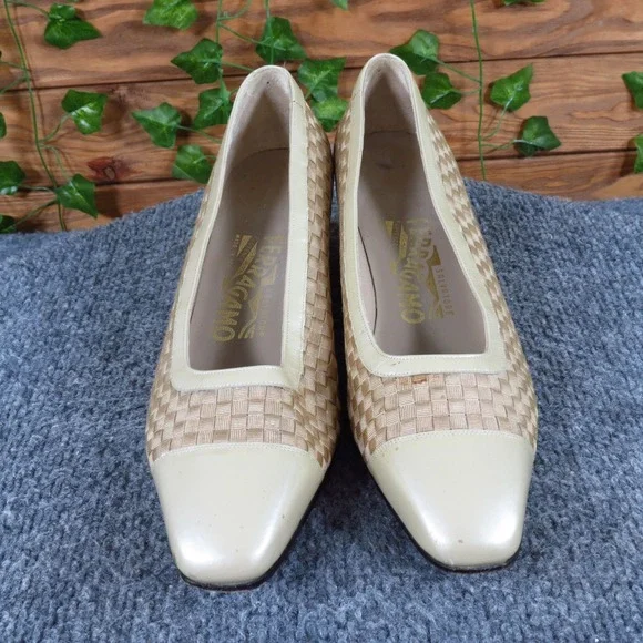 Salvatore Ferragamo Woven Women Heel Size 7 Narrow Business Casual Beige Leather